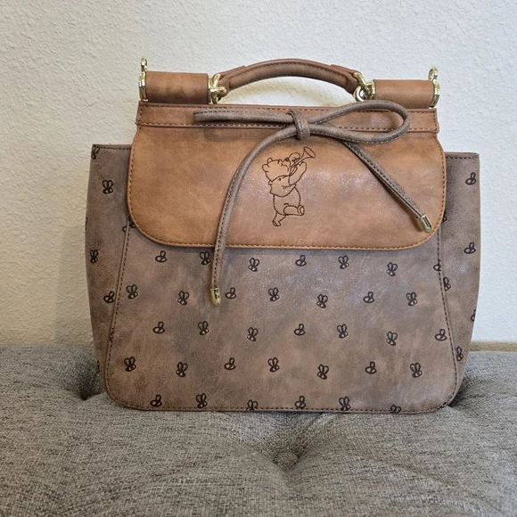 RARE Loungefly Disney Winnie the Pooh Bees Crossbody Bag - BoxLunch Exclusive - Picture 5 of 16